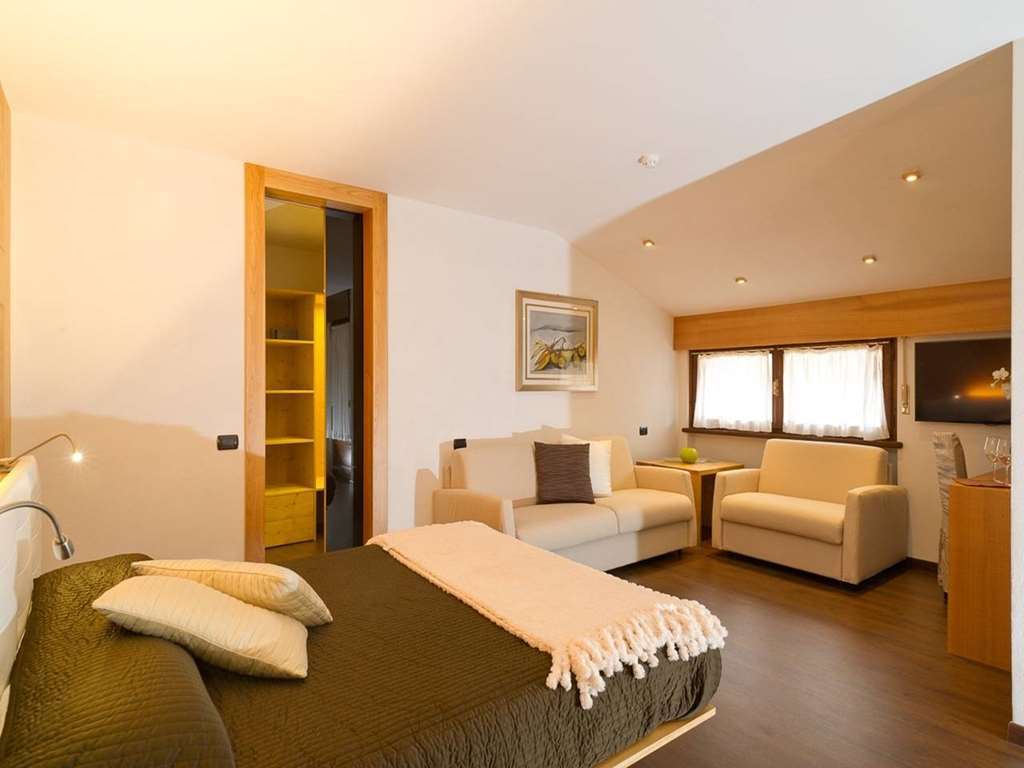 Hotel Ferrovia Calalzo di Cadore الغرفة الصورة