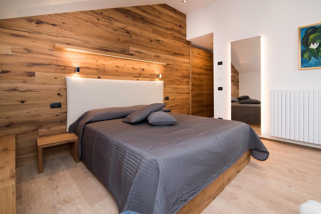 Hotel Ferrovia Calalzo di Cadore المظهر الخارجي الصورة