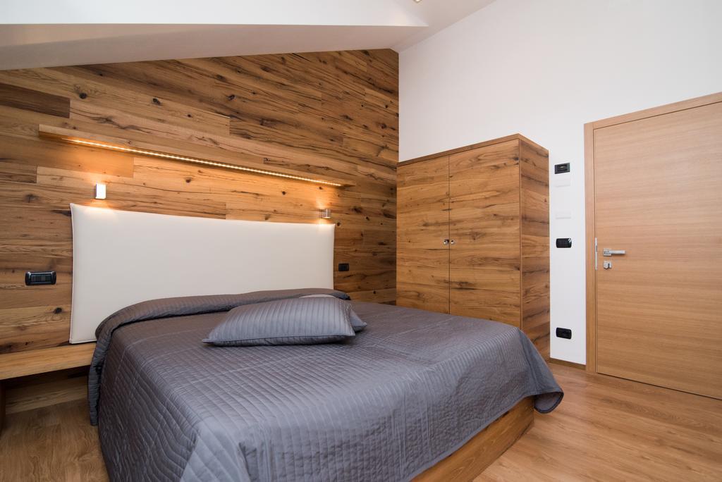 Hotel Ferrovia Calalzo di Cadore المظهر الخارجي الصورة