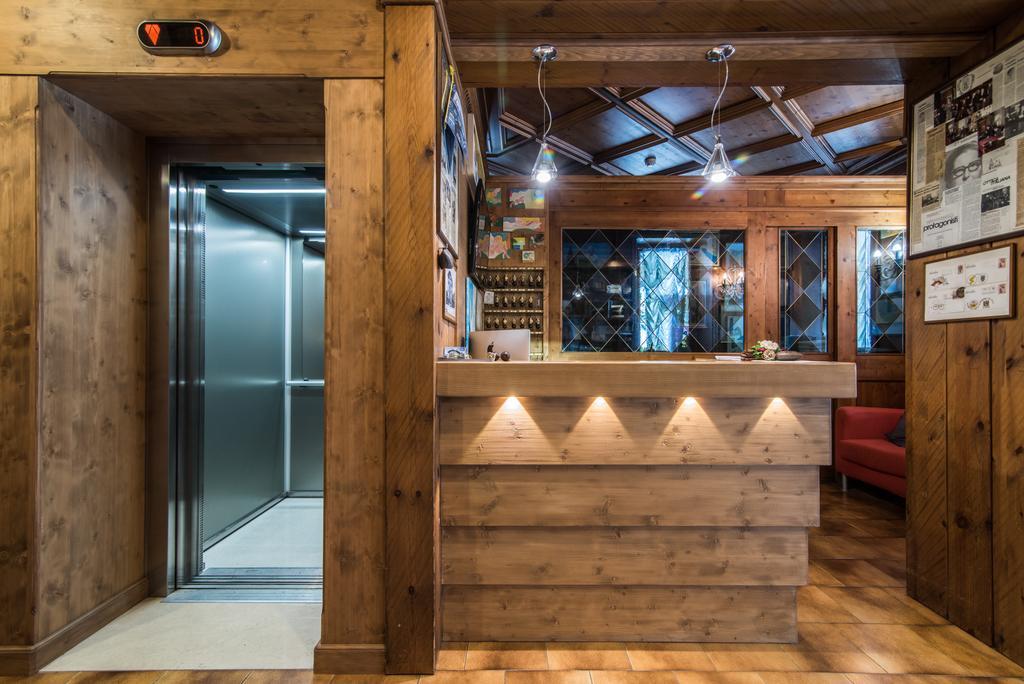 Hotel Ferrovia Calalzo di Cadore المظهر الخارجي الصورة