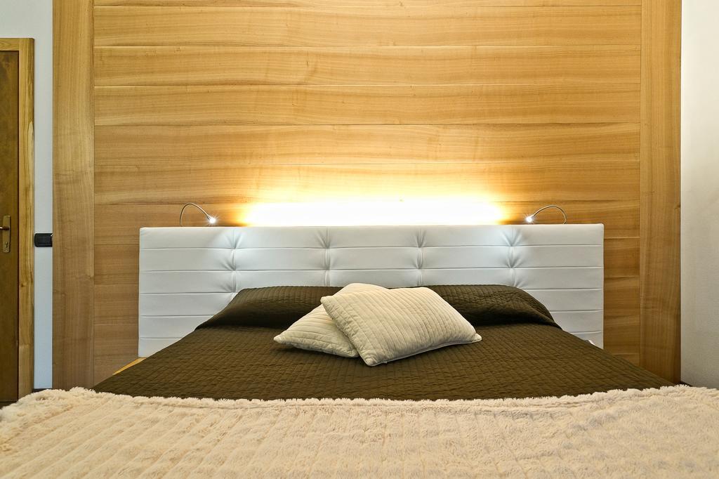 Hotel Ferrovia Calalzo di Cadore الغرفة الصورة