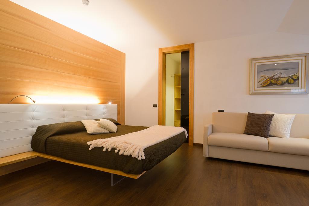 Hotel Ferrovia Calalzo di Cadore الغرفة الصورة